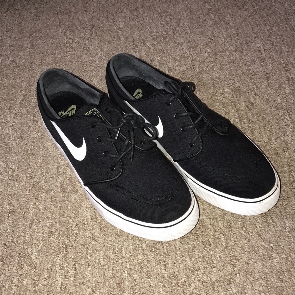 Nike Zoom Air Sneakers